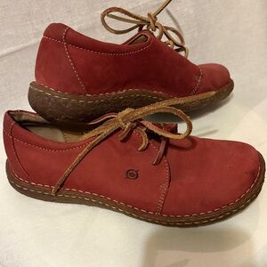 BORN Red Suede Lace-Up Shoes Loafers Sz 8 1/2 EU 40